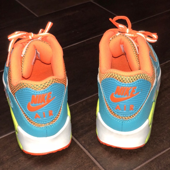Bright Colored Nike AirMax Boys/Women’s - Picture 3 of 4